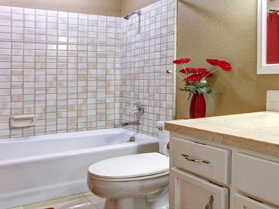 Maximize storage in your bathroom